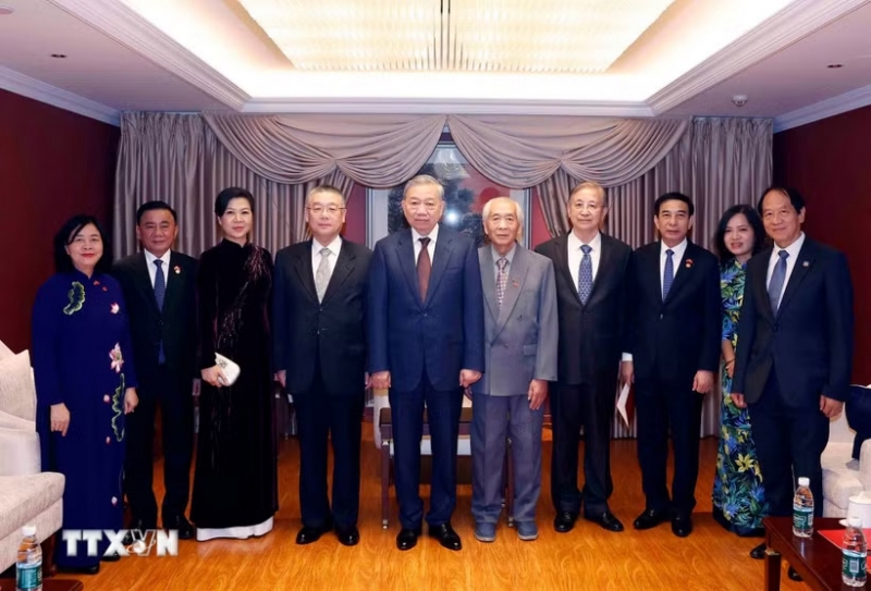 tiep tuc giu lua, khong ngung phat trien quan he viet nam-trung quoc hinh anh 1