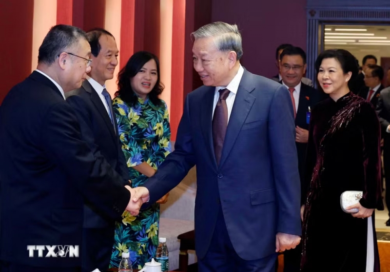 tiep tuc giu lua, khong ngung phat trien quan he viet nam-trung quoc hinh anh 2