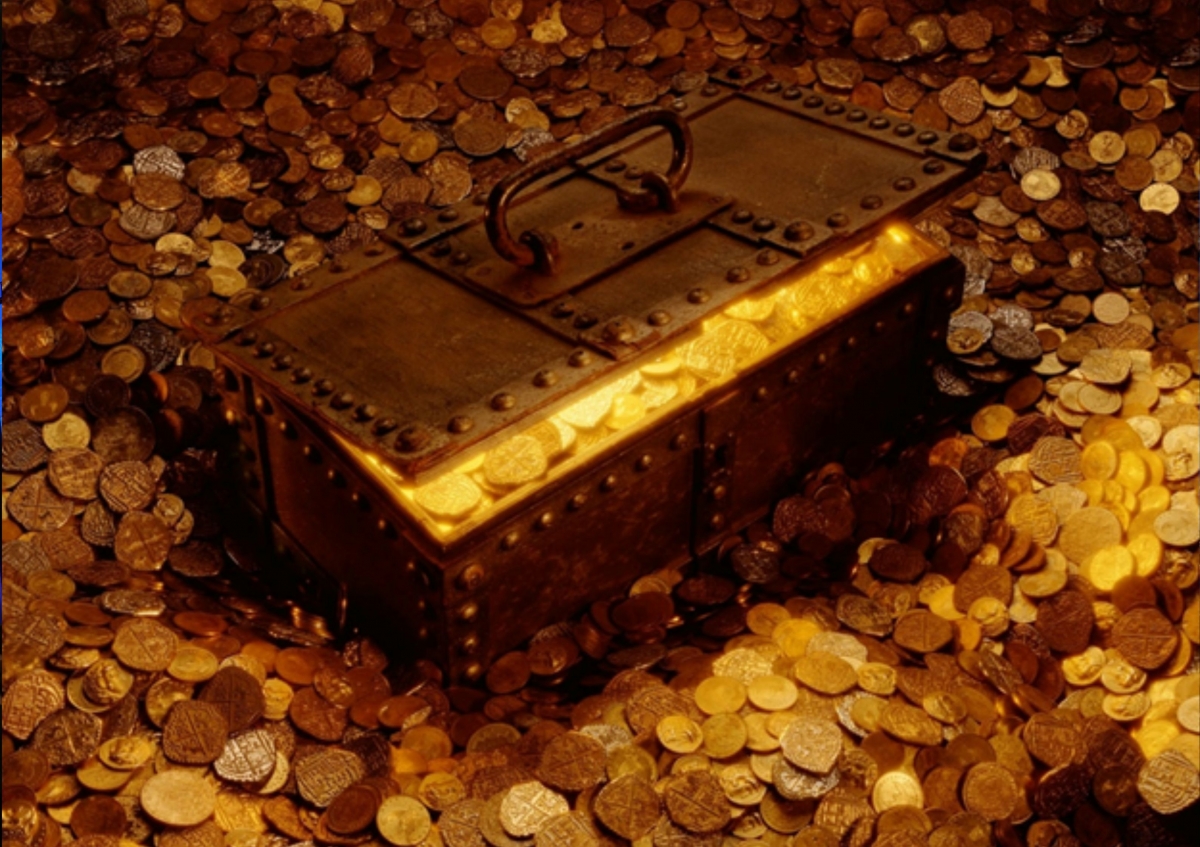 cai tao nha cho khach, tho sua ong nuoc phat hien 30kg tien vang nguyen chat hinh anh 1