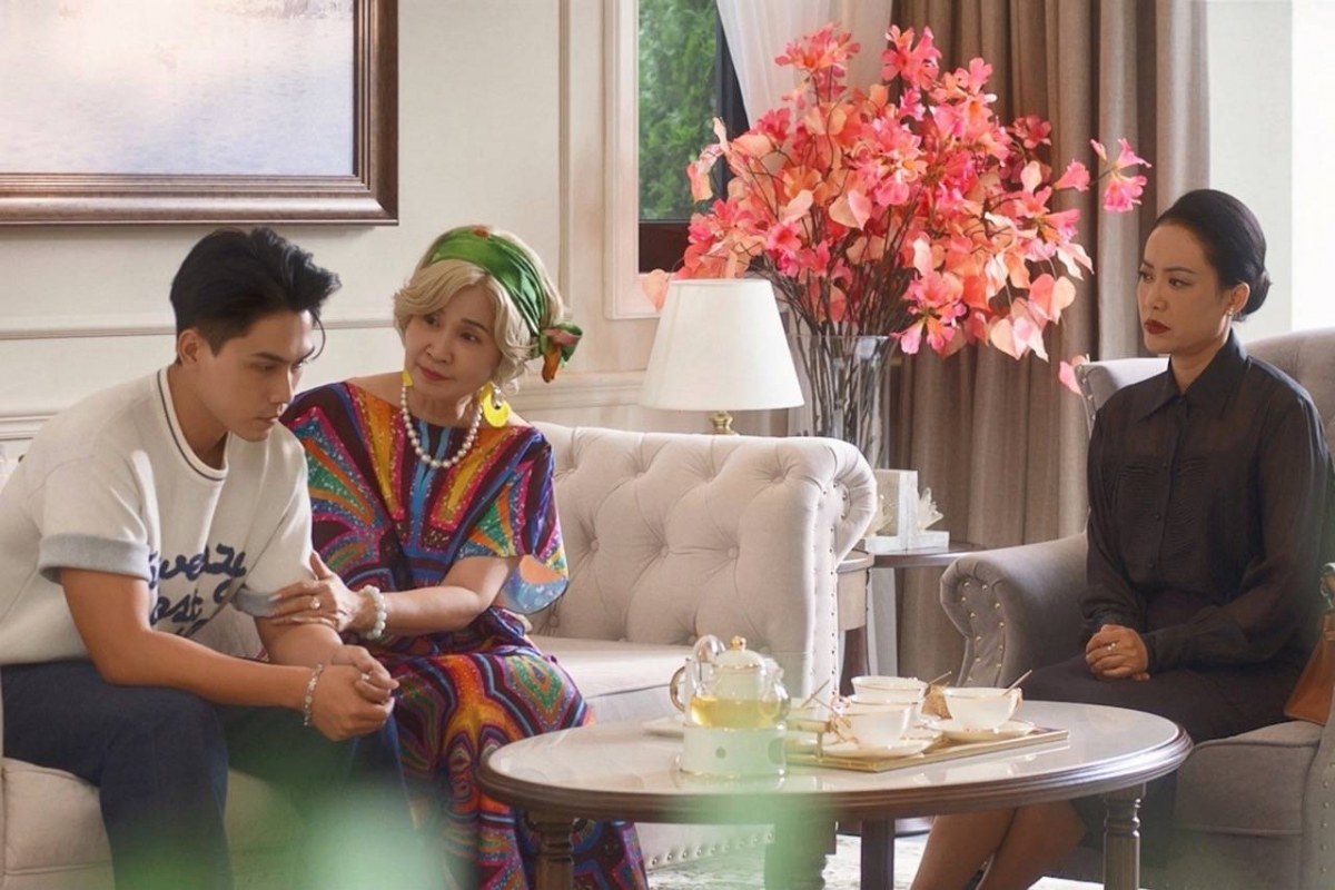 Vì sao đề tài cũ "mẹ cấm con yêu" vẫn giúp phim Việt có rating cao, thu trăm tỷ?