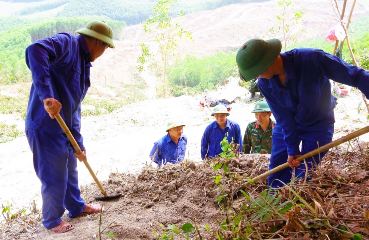 phat hien hai cot liet si trong ham chien dau o quang tri hinh anh 1