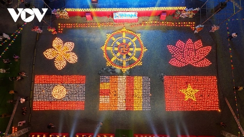 special art programme in xiengkhouang honours vietnam-laos friendship picture 3