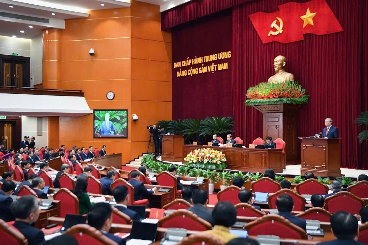vietnam targets double-digit growth on reform, innovation and infrastructure push picture 1
