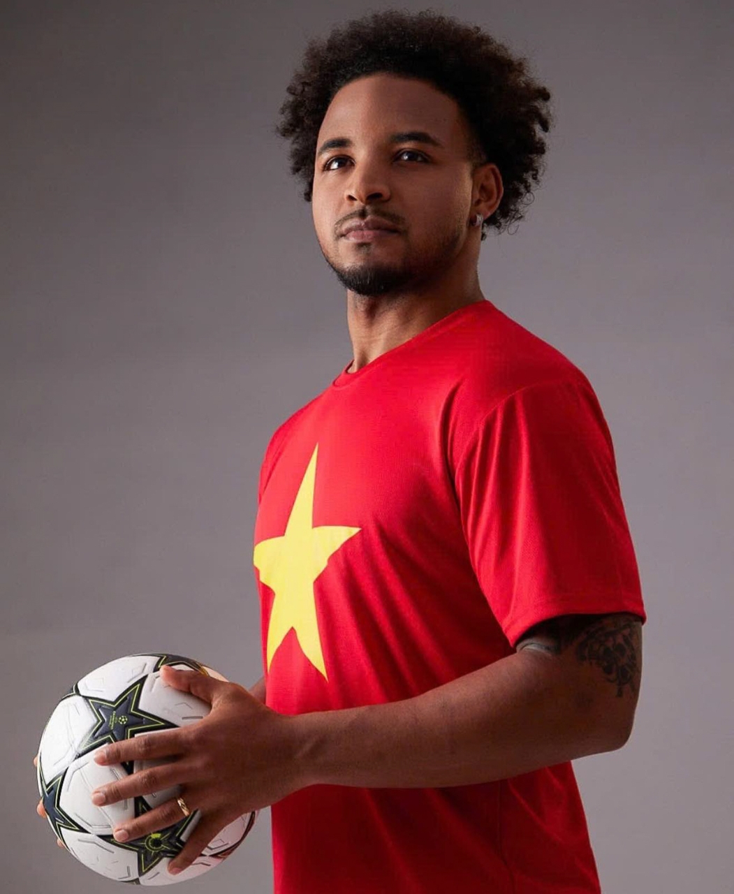 xuan son gui thong diep y nghia trong ngay 30 4 hinh anh 1