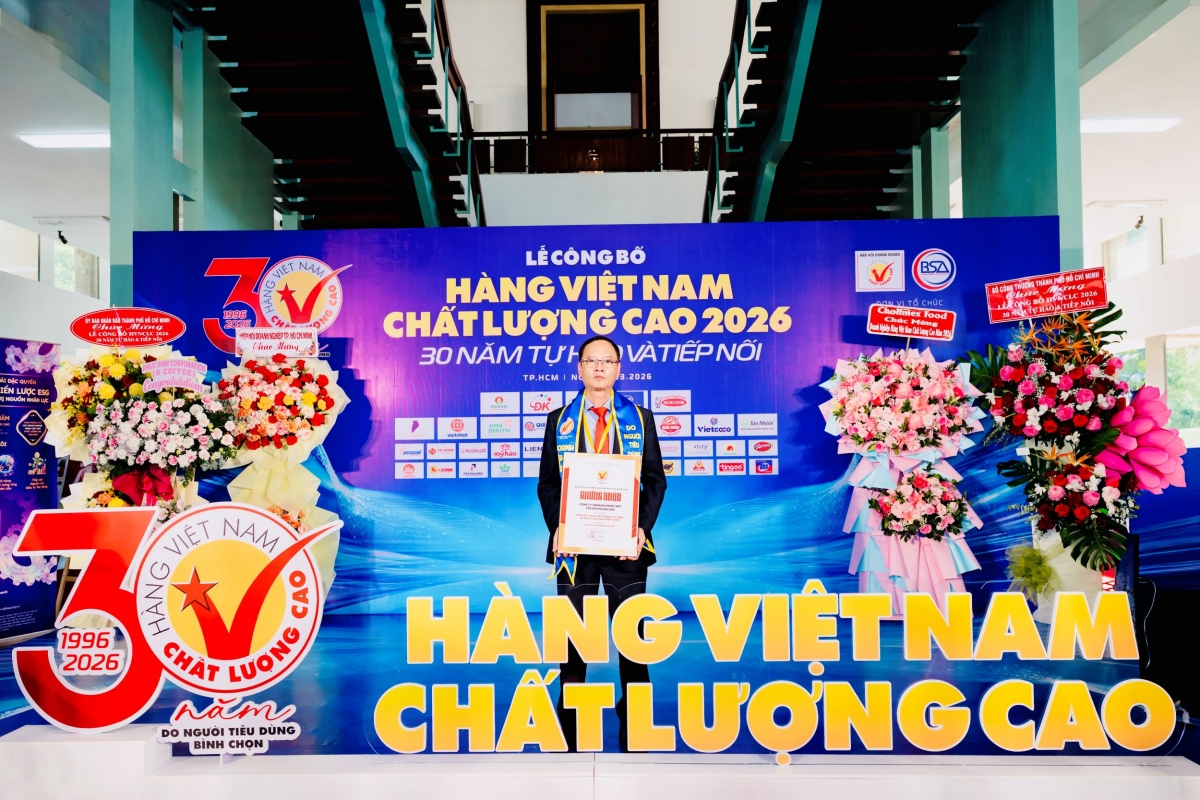 yen sao khanh hoa 17 nam lien tiep giu danh hieu hang viet nam chat luong cao hinh anh 1