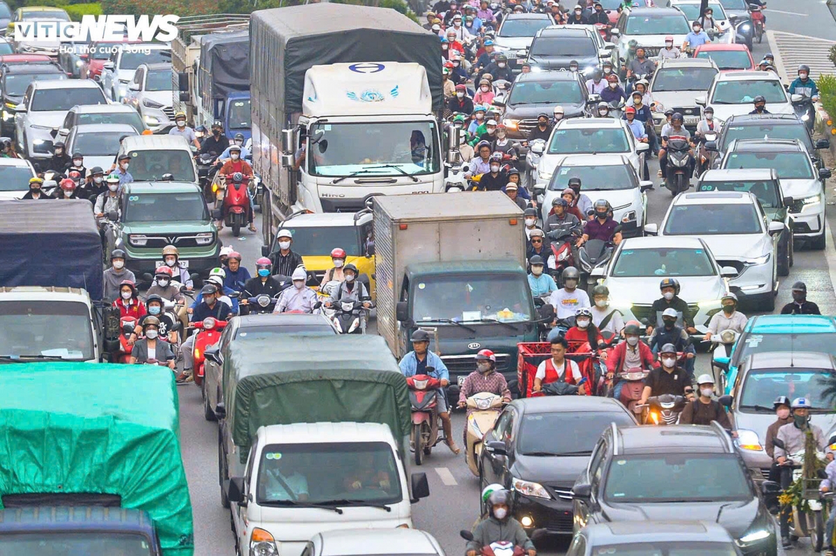 rao chan thi cong metro so 5, Dai lo thang long tac dai hinh anh 5