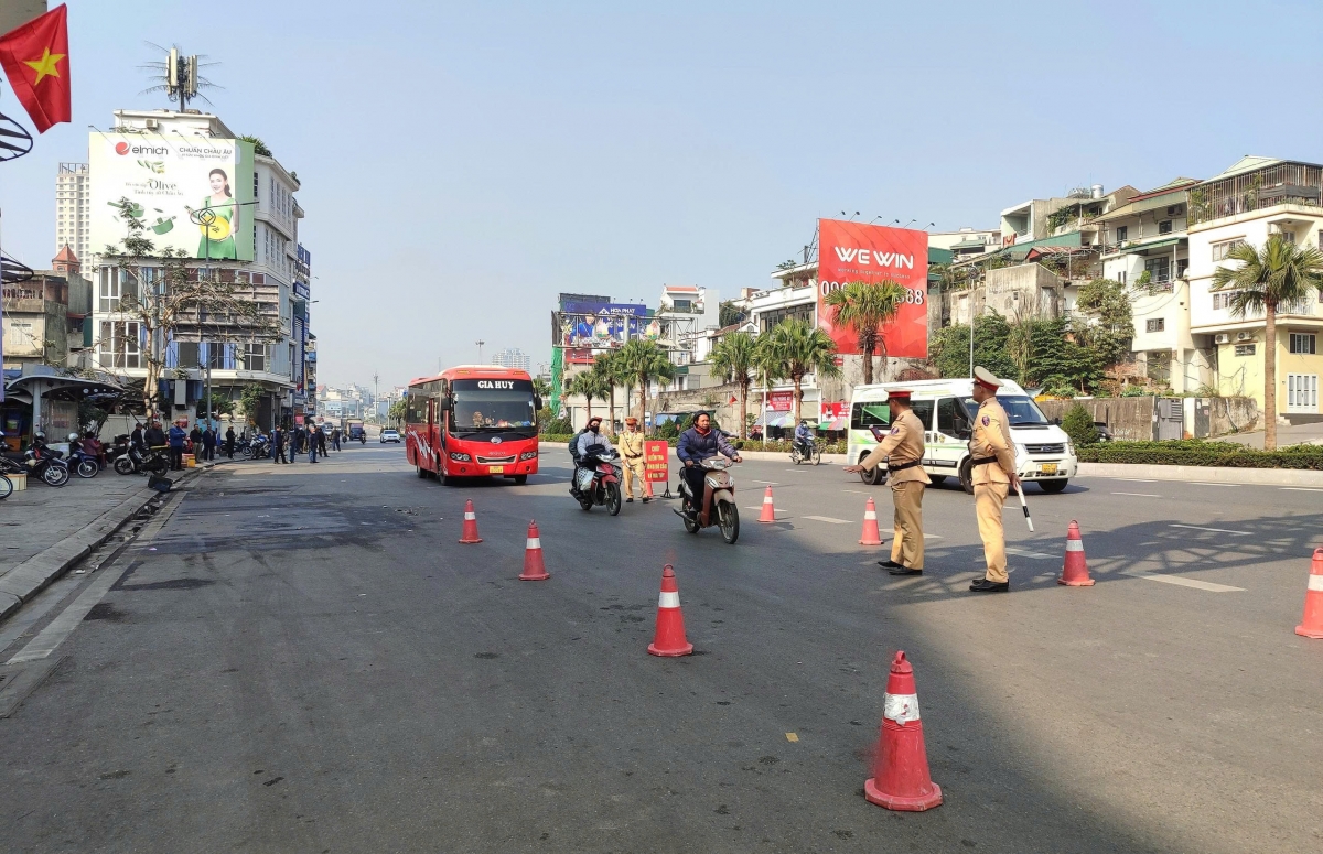 quang ninh dieu tiet giao thong, dam bao antt phuc vu lien hoan phat thanh hinh anh 1