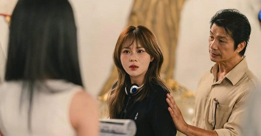  hen em ngay nhat thuc giu ngoi vuong phong ve, phim co jun vu doanh thu am dam hinh anh 2