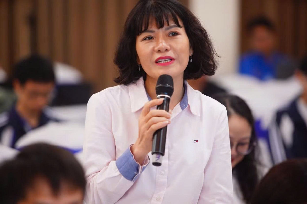 Dao tao nhan tai tu lop hoc den doanh nghiep, can he sinh thai dong bo hinh anh 2