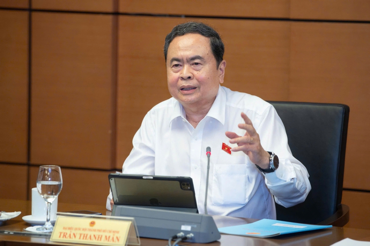 chu tich quoc hoi khen thuong can dua vao ket qua thuc te, linh hoat, cong bang hinh anh 1