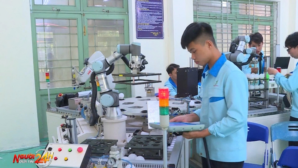 gan 20.000 hoc sinh truot lop 10 cong lap re dau de khong thanh lua chon cuoi hinh anh 2