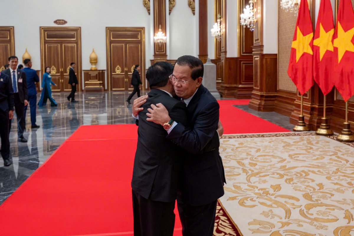 nhin lai chuyen tham cua thuong truc ban bi thu toi hai nuoc lang gieng gan gui hinh anh 5