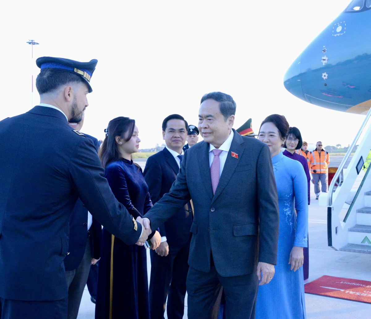 chu tich quoc hoi den rome, bat dau chuyen tham chinh thuc cong hoa italia hinh anh 4