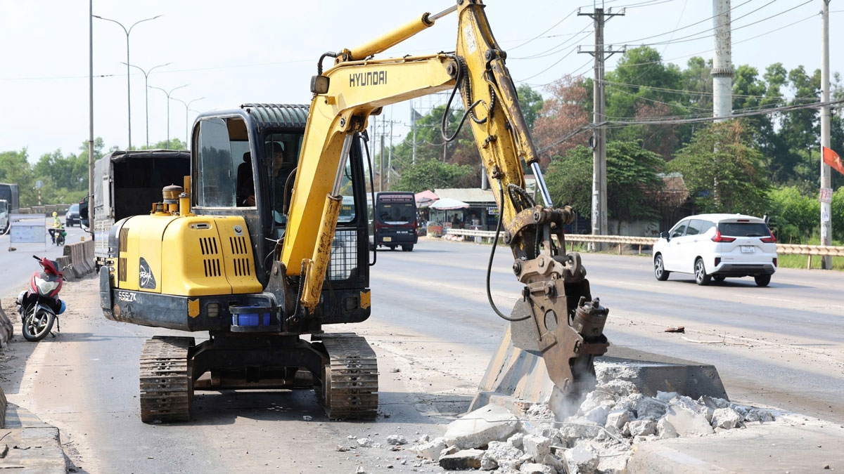 thao do hai tram thu phi bo hoang tren quoc lo 51 doan qua Dong nai hinh anh 3