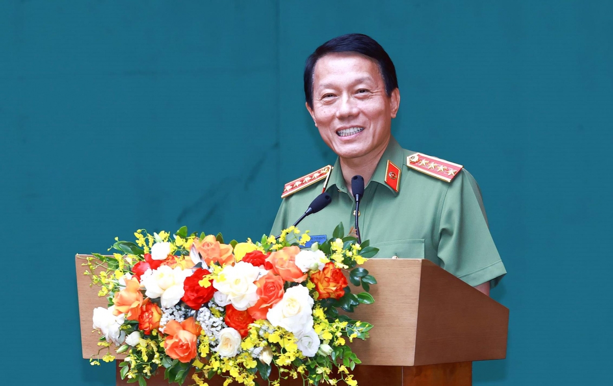 bo truong luong tam quang du gap mat truyen thong luc luong an ninh kinh te hinh anh 1