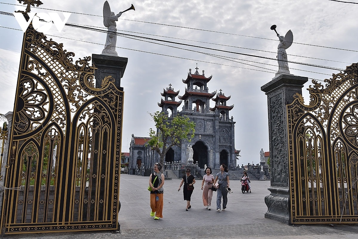 thinh long parish church showcases unique asian european architectural fusion picture 18