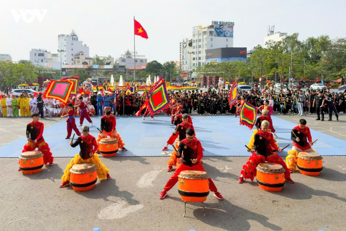 nghi quyet 28 ve phat trien van hoa se duoc trien khai dong bo tren toan quoc hinh anh 1