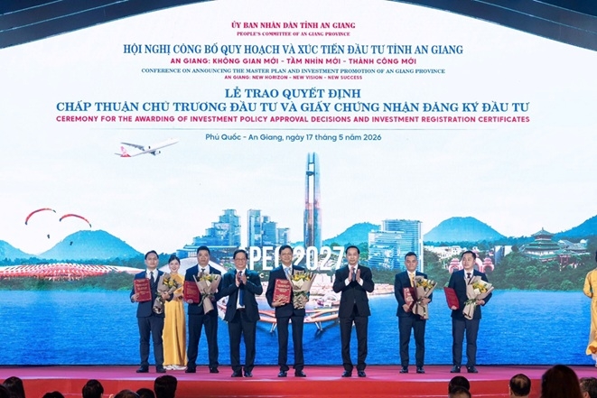 tan A Dai thanh duoc bat den xanh cho du an xi mang 5.800 ty dong tai an giang hinh anh 1