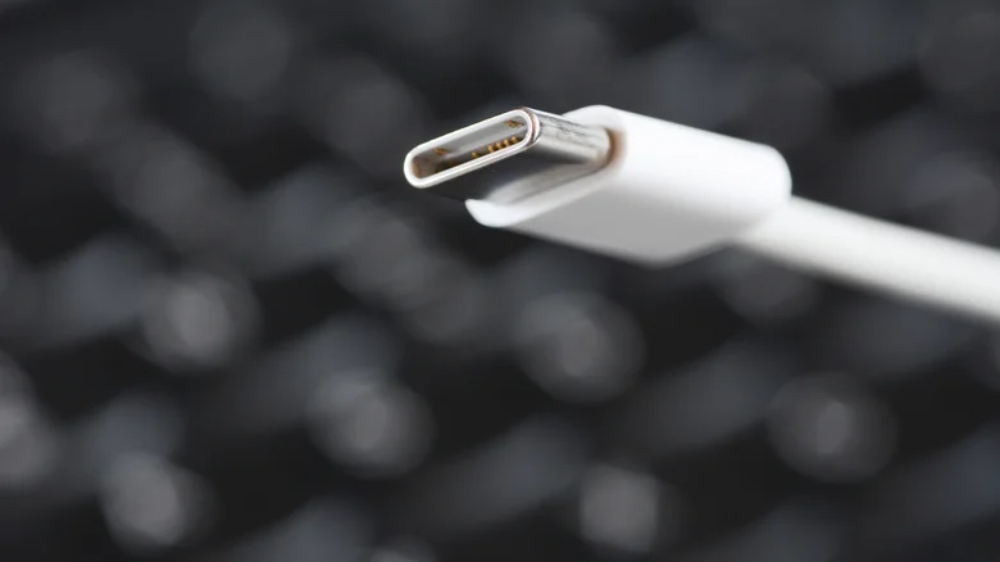 tai sao dien thoai sac cham du dung cap usb-c hinh anh 2