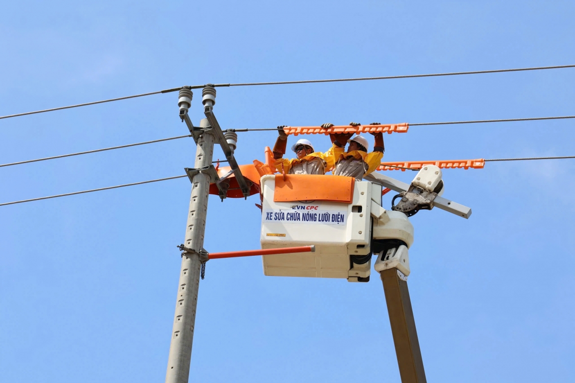 EVNCPC tăng cường các giải pháp đảm bảo cấp điện mùa nắng nóng