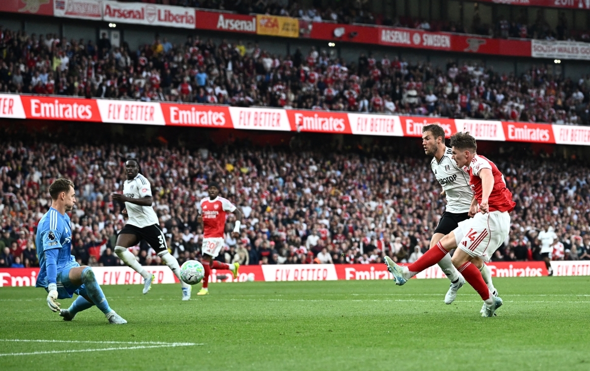 truc tiep arsenal 3-0 fulham Doi cong hap dan hinh anh 1