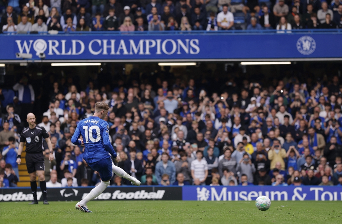 truc tiep chelsea 0-2 nottingham forest cole palmer da hong phat den hinh anh 1