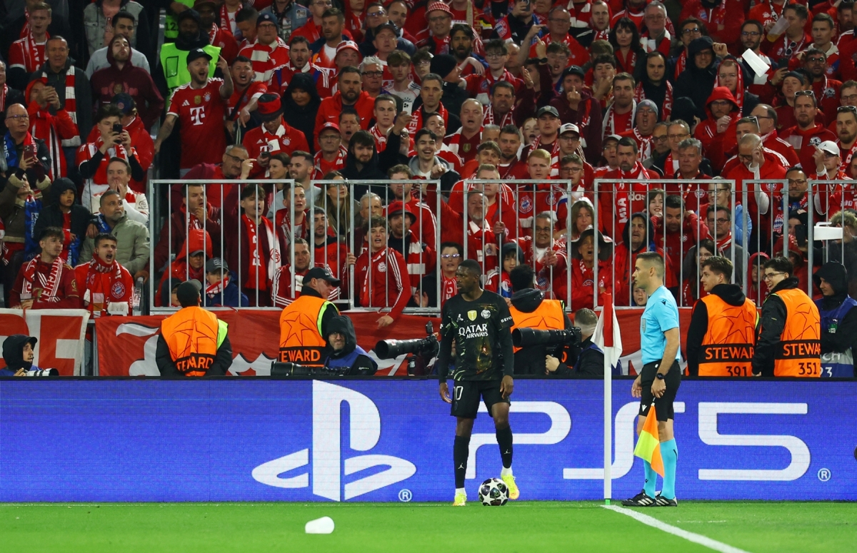 truc tiep bayern munich 0-1 psg hiep 2 bat dau hinh anh 1