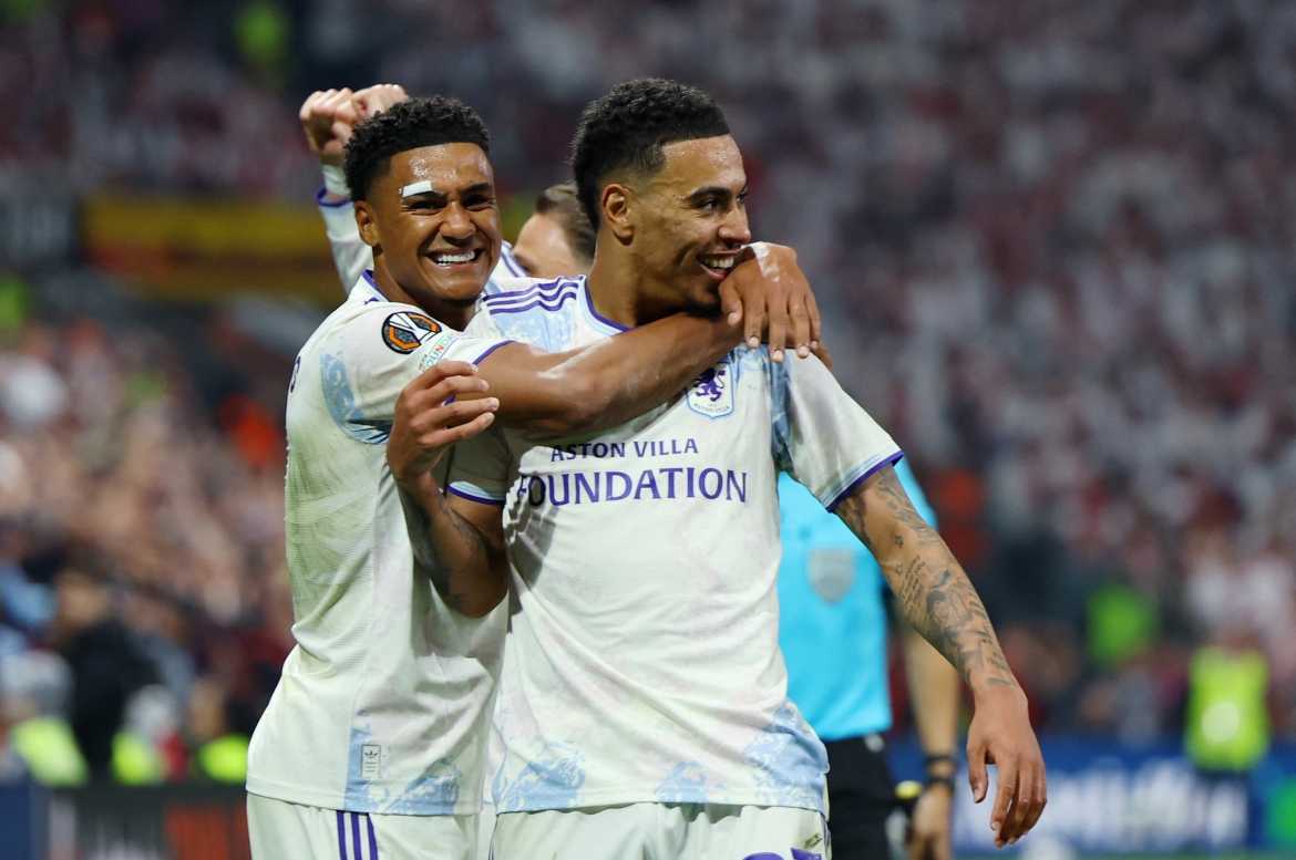 thang dam freiburg, aston villa vo dich cup c2 chau Au hinh anh 4