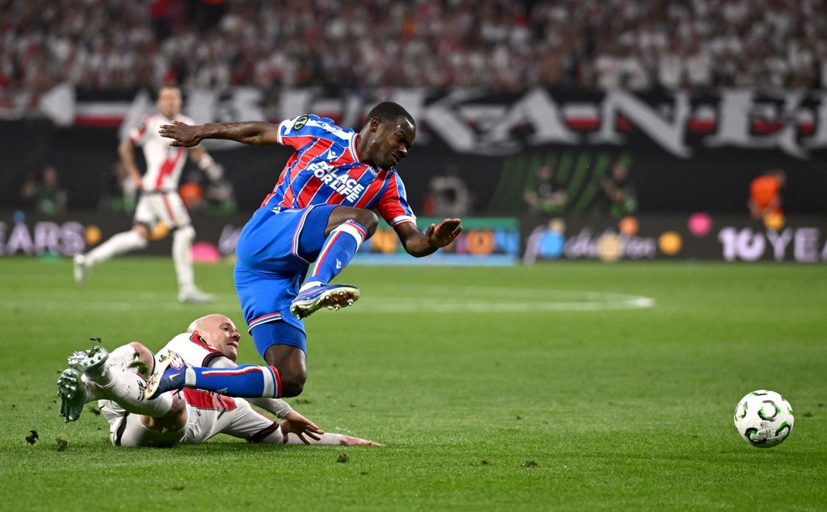 truc tiep crystal palace 1-0 rayo vallecano mateta ghi ban mo ty so hinh anh 6