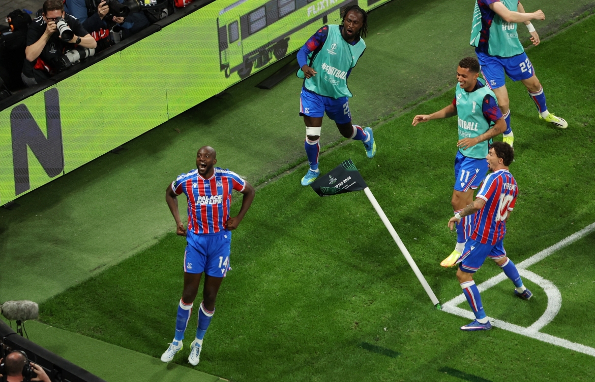 mateta toa sang, crystal palace vo dich cup c3 chau Au 2025 2026 hinh anh 2