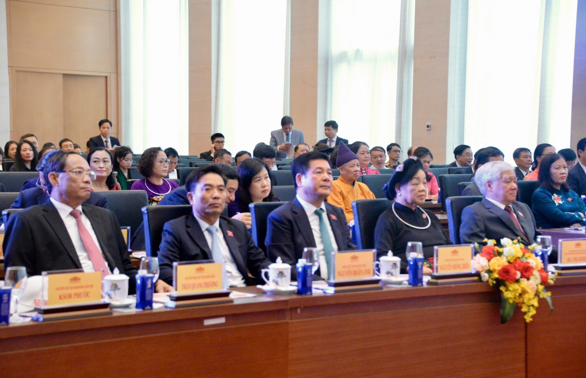 chu tich quoc hoi chinh sach dan toc duoc the hien day du, trong tung du an luat hinh anh 4