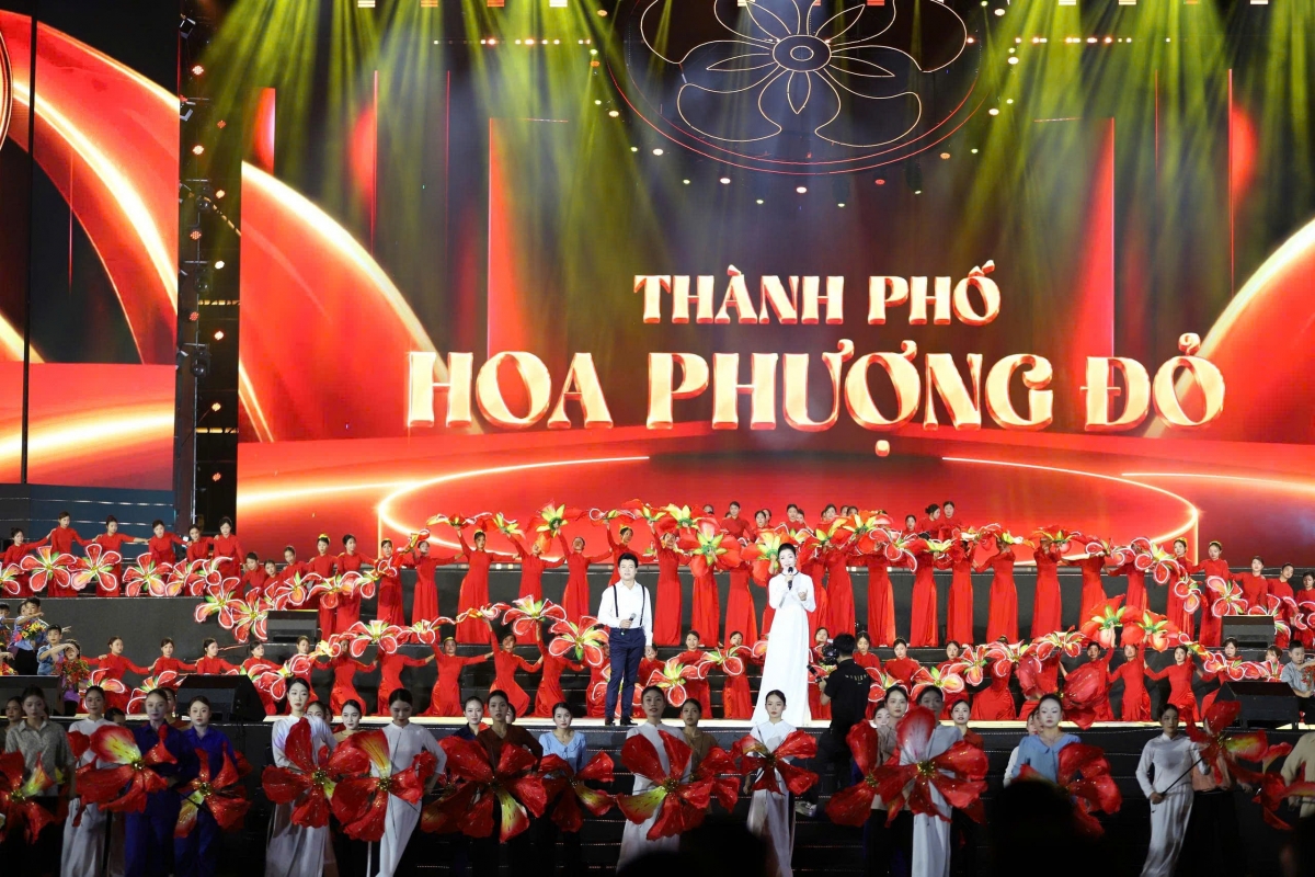 Khai mạc Lễ hội Hoa Phượng Đỏ 2026: “Hải Phòng - Hội tụ - Toả sáng”