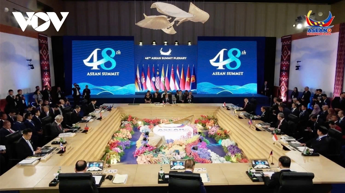 toan canh chuyen cong tac du hoi nghi cap cao asean 48 cua thu tuong le minh hung hinh anh 8