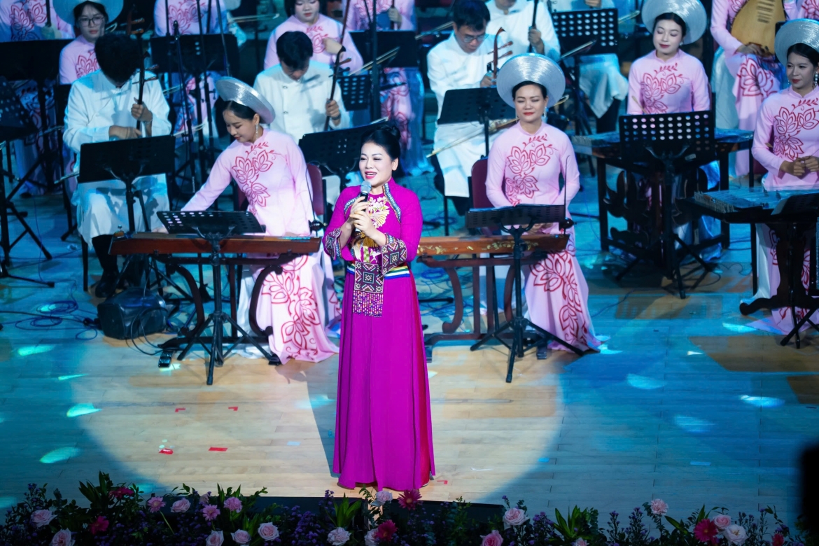 130 nghe si thang hoa trong dem hoa nhac ton vinh am nhac viet hinh anh 3