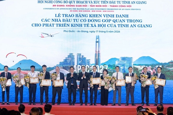 tan A Dai thanh duoc bat den xanh cho du an xi mang 5.800 ty dong tai an giang hinh anh 3