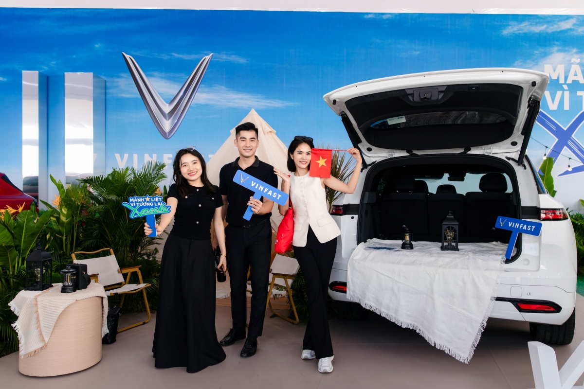 khoanh khac dang nho cua xe dien vinfast o vnexpress marathon green paradise 2026 hinh anh 5