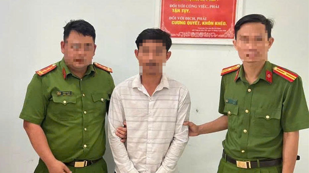 bat nghich tu dung dieu cay danh cha ruot o Dong nai nhap vien hinh anh 2