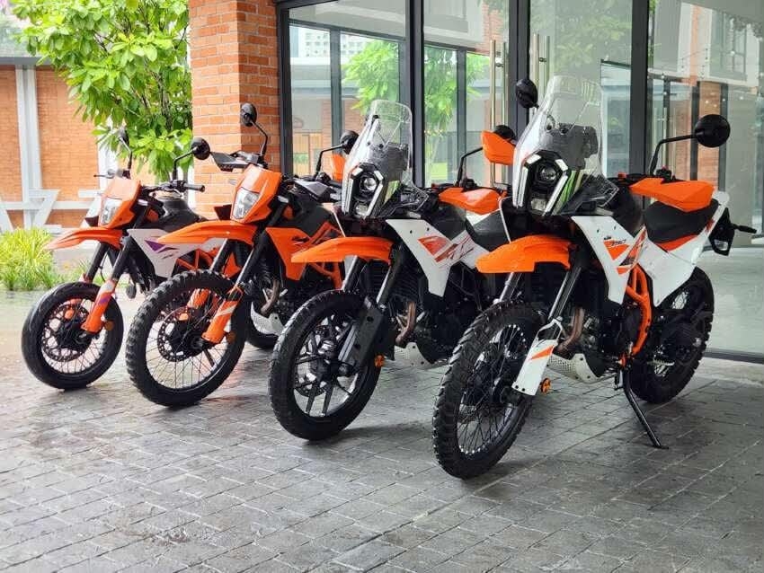 kham pha ktm 390 adventure 2026 vua ra mat hinh anh 1