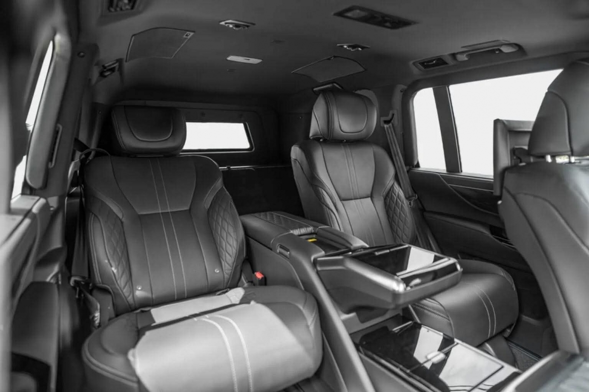 kham pha lexus lx 700 chong dan, chiu duoc dan ak-47 va ca luu dan hinh anh 4