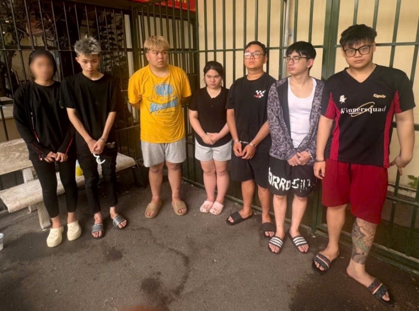 tam giu hinh su 7 doi tuong trong vu xo xat, danh nhau tai pho hue ha noi hinh anh 1