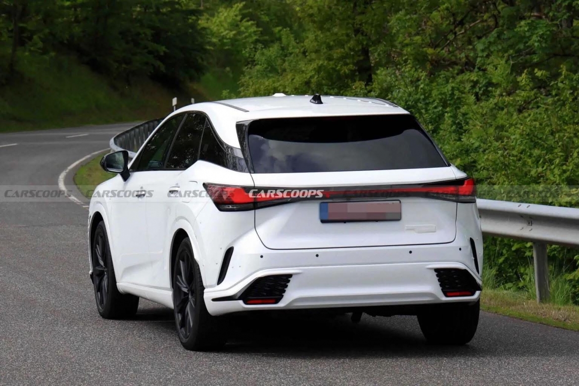 suv hang sang lexus rx 2028 lo dien tren duong thu nghiem hinh anh 2