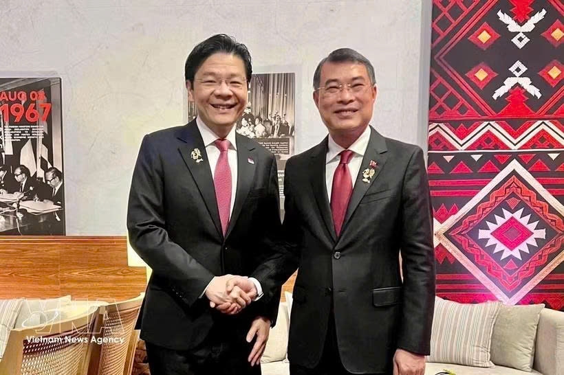 vietnamese pm meets leaders of singapore, thailand, indonesia picture 1