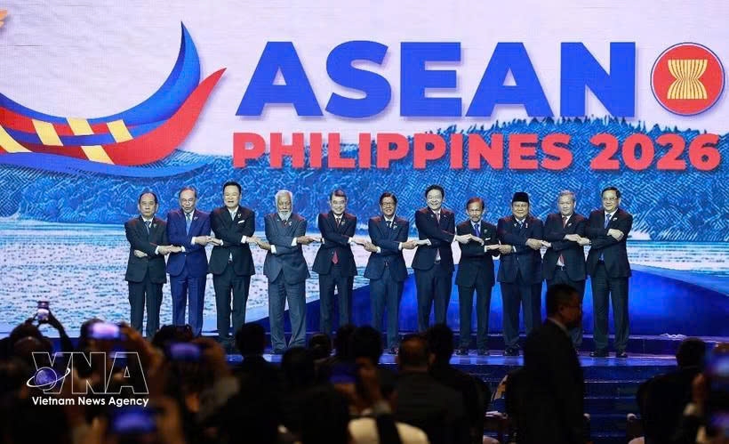 pm le minh hung concludes trip to 48th asean summit picture 1