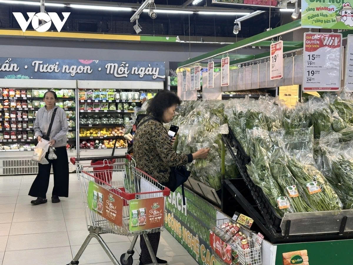 cpi up 0.84 in april on rising energy, dining costs picture 1