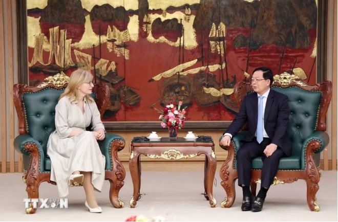 deputy pm dung hopes for broader cooperation with eu picture 1