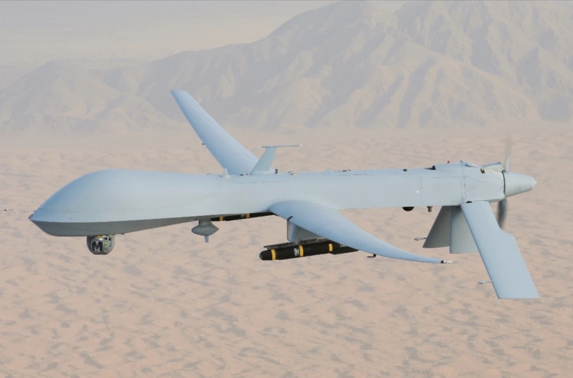 iran tuyen bo ban ha them uav quan su tri gia hang trieu usd cua my hinh anh 1