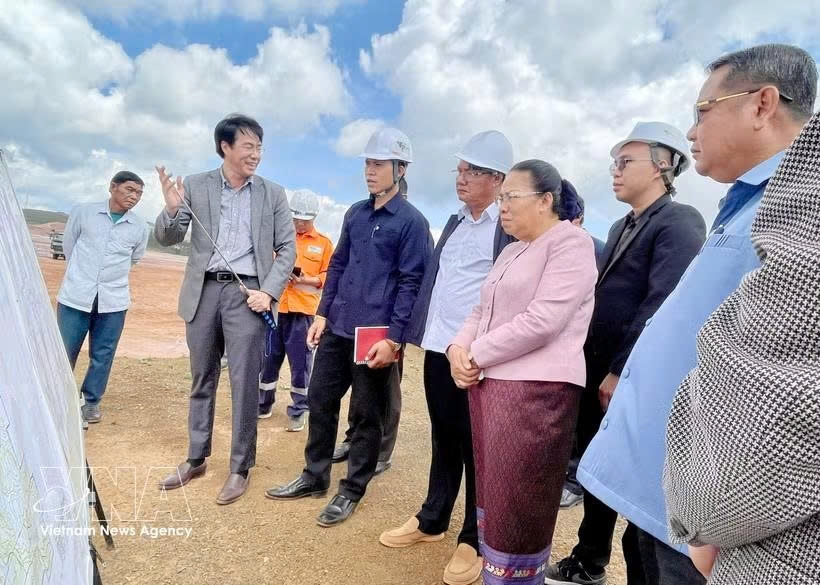 lao senior legislator visits major vietnamese-invested project picture 1