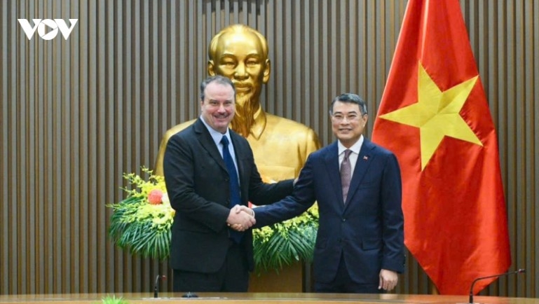 pm le minh hung welcomes progress in vietnam-us trade negotiations picture 2