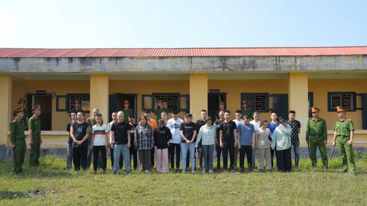 police bust transnational fraud ring, arrest 61 suspects picture 1