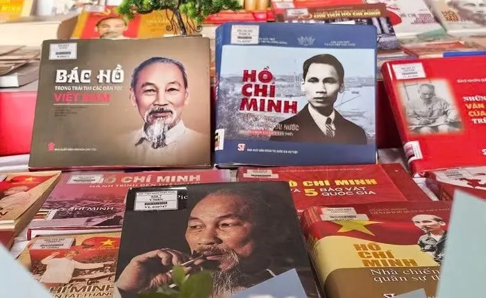 da nang displays thousands of archival documents on president ho chi minh picture 1